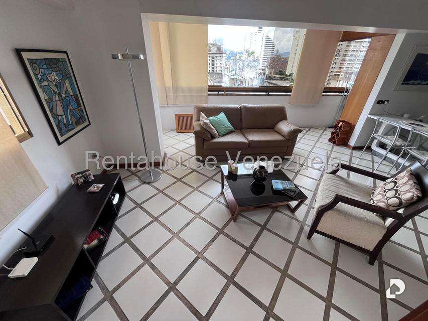Apartamento en Los Palos Grandes, Caracas – 10