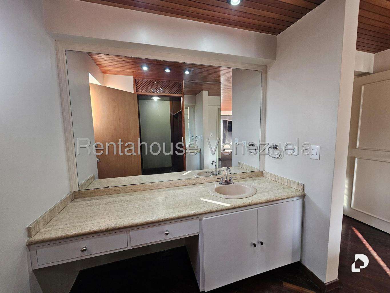 Apartment in Terrazas del Club Hípico, Caracas – 36
