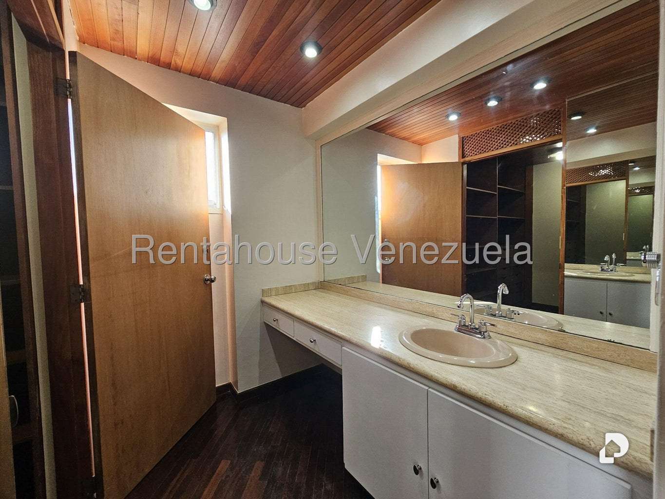 Apartment in Terrazas del Club Hípico, Caracas – 24