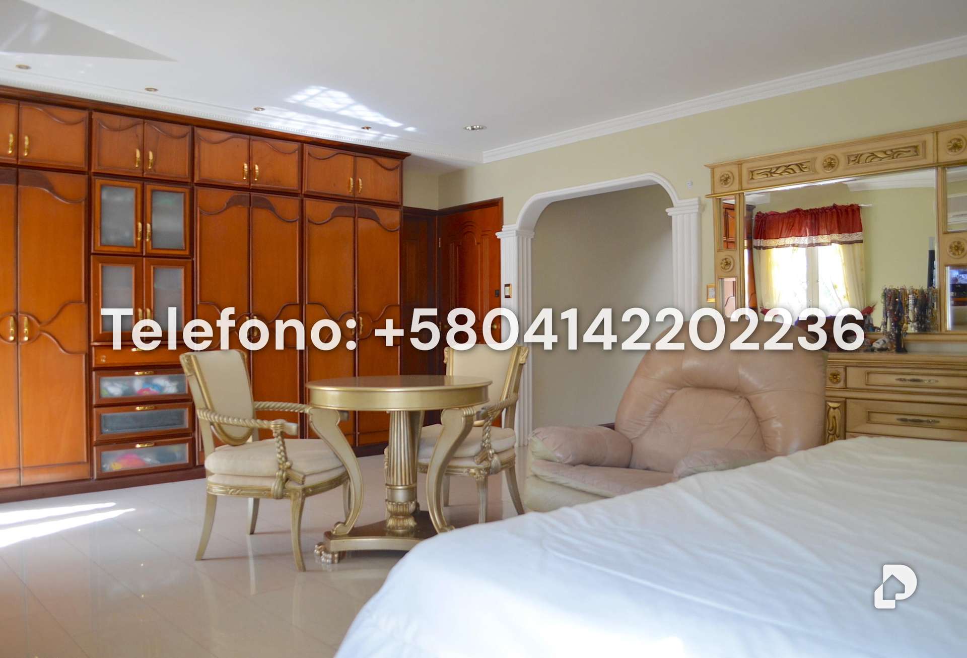 Casa en Alto Prado, Caracas – 8