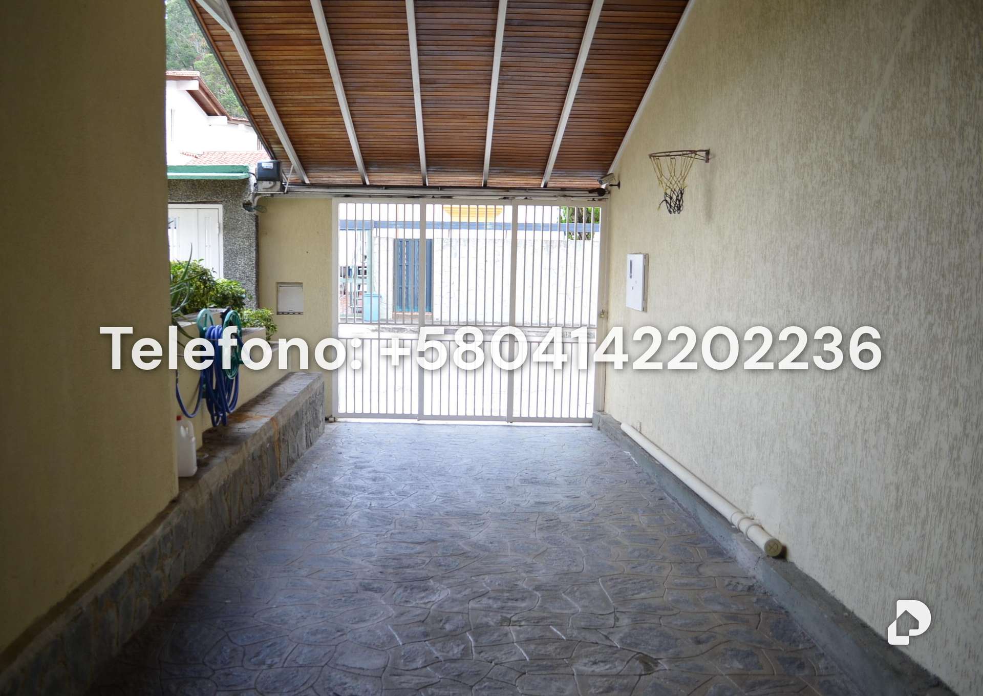 Casa en Alto Prado, Caracas – 55