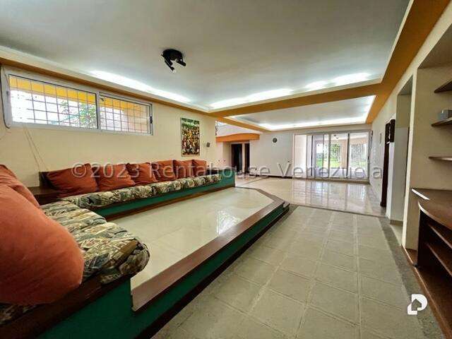 Casa en La Lagunita Country Club, Caracas – 39