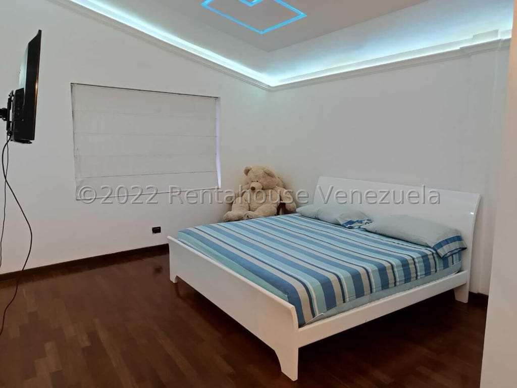 Casa en Altos de Guataparo, Valencia