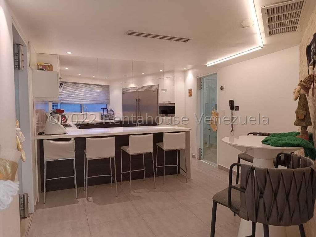 Casa en Altos de Guataparo, Valencia