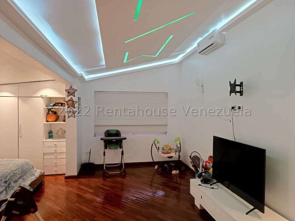 Casa en Altos de Guataparo, Valencia