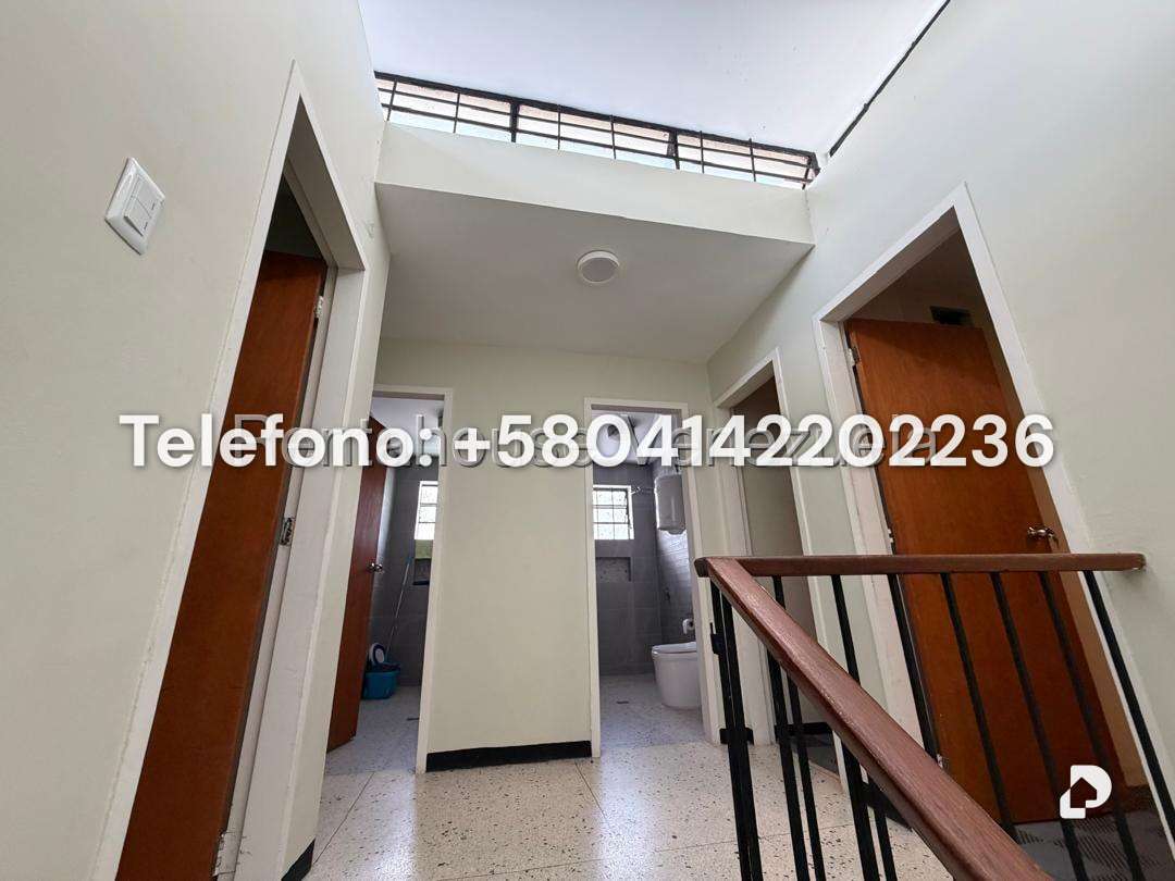 Casa en La California Norte, Caracas – 10