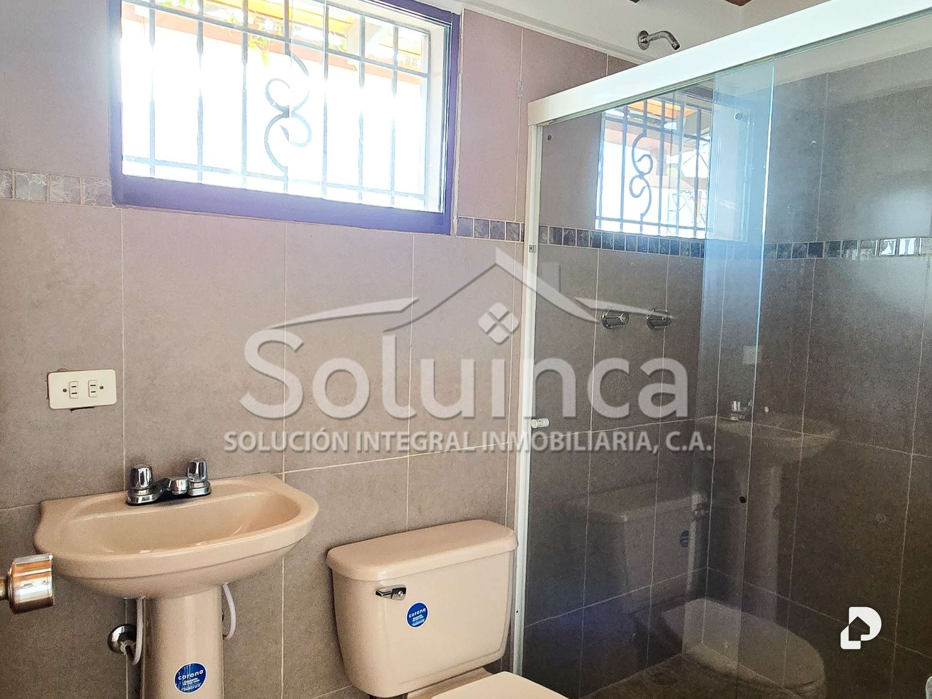 Local comercial en Manzano Bajo, Ejido – 48