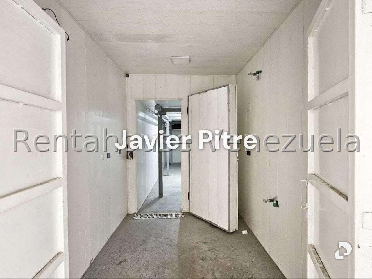 Edificio en La Florida, Caracas – 11