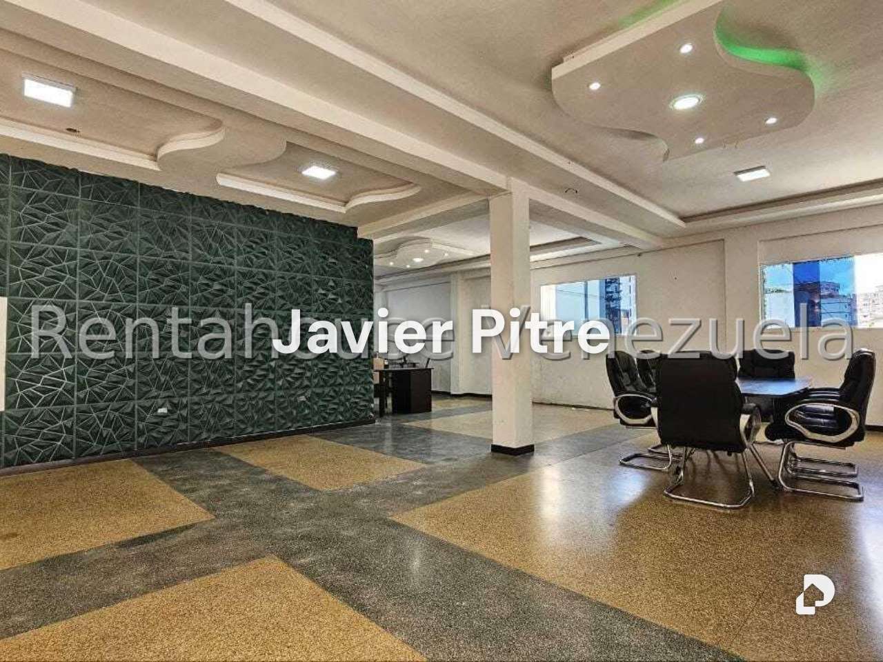 Edificio en La Florida, Caracas – 13