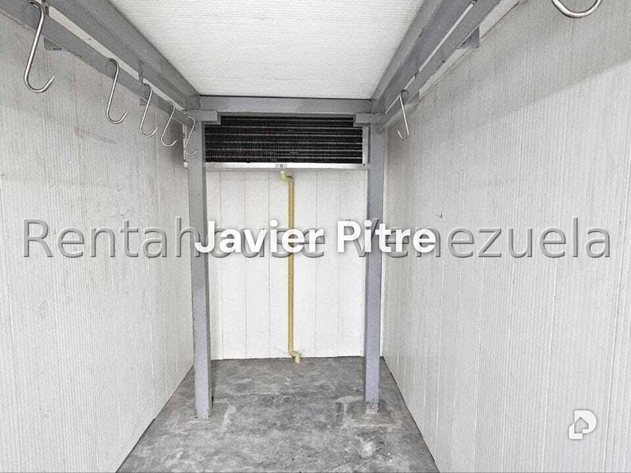 Edificio en La Florida, Caracas – 7