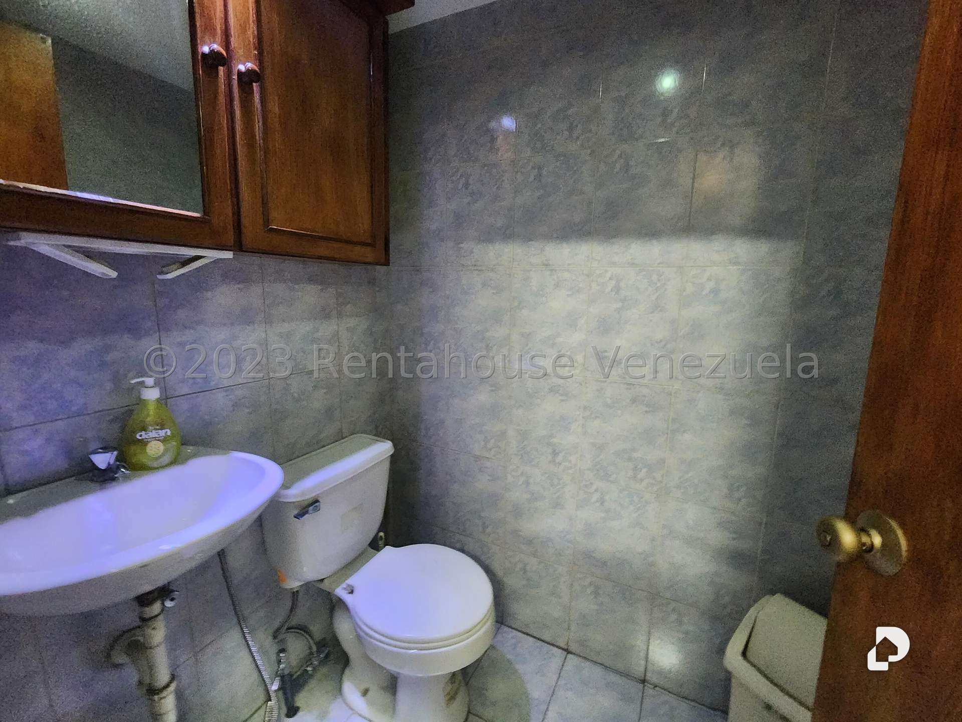 Local comercial en Bello Monte, Caracas – 14