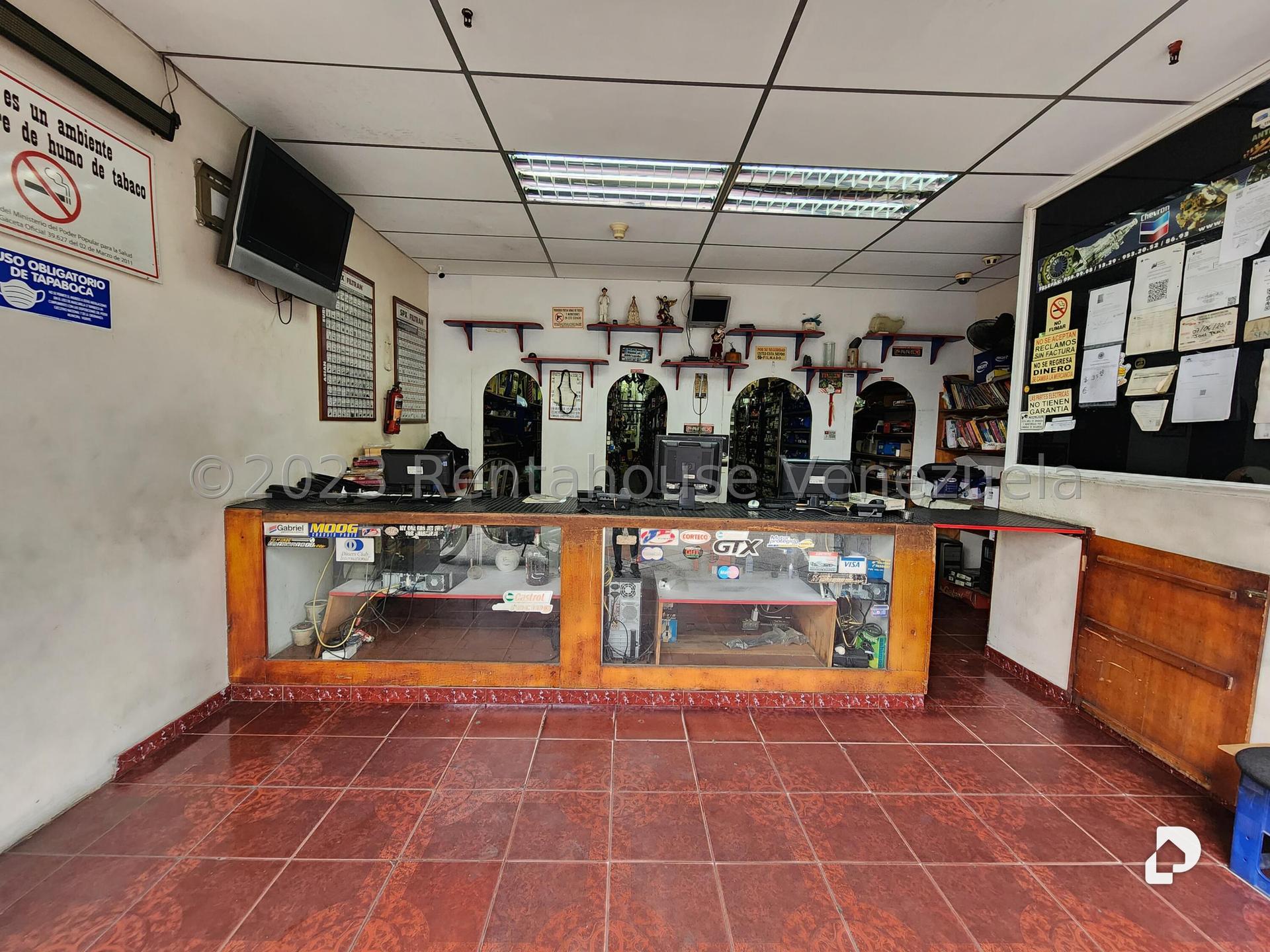 Local comercial en Bello Monte, Caracas – 3