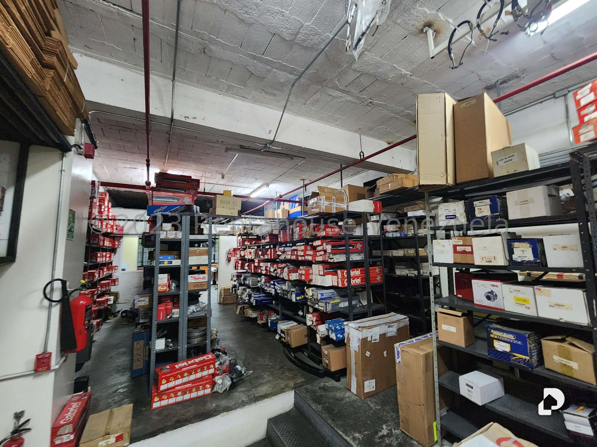Local comercial en Bello Monte, Caracas – 10