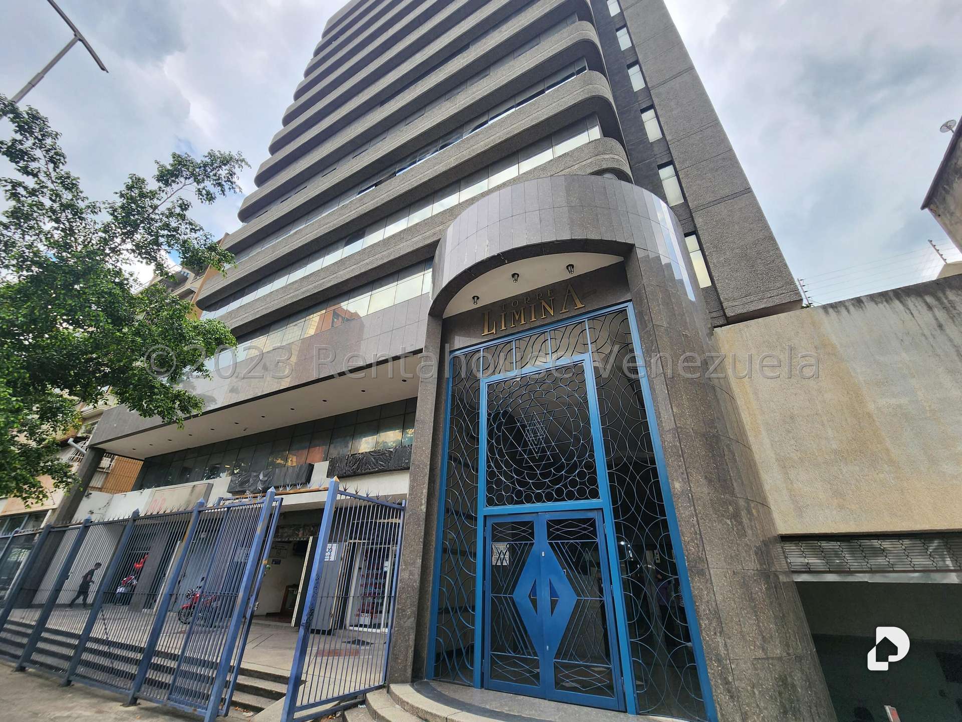Local comercial en Bello Monte, Caracas – 1
