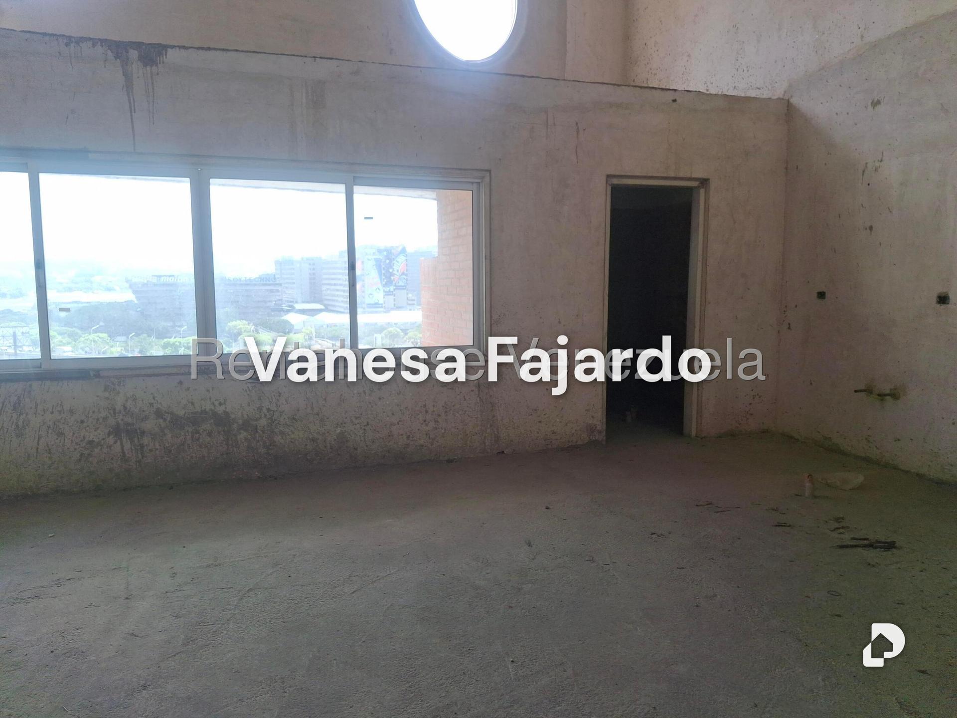 Apartamento en El Rosal, Caracas – 3
