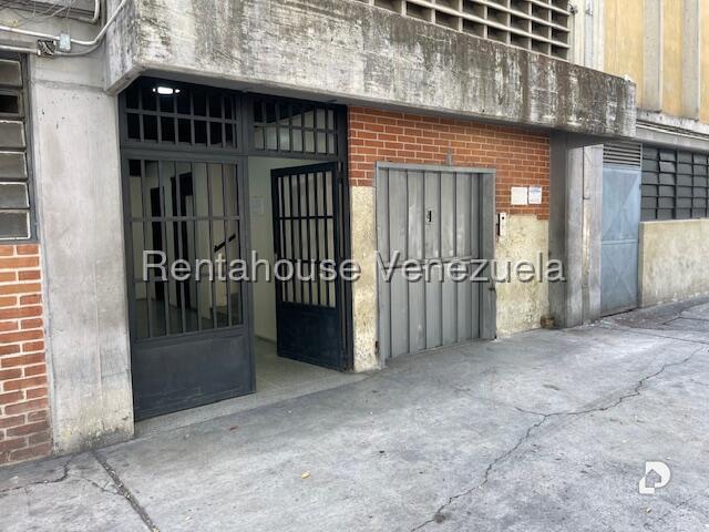 Edificio en Boleíta Sur, Caracas – 2
