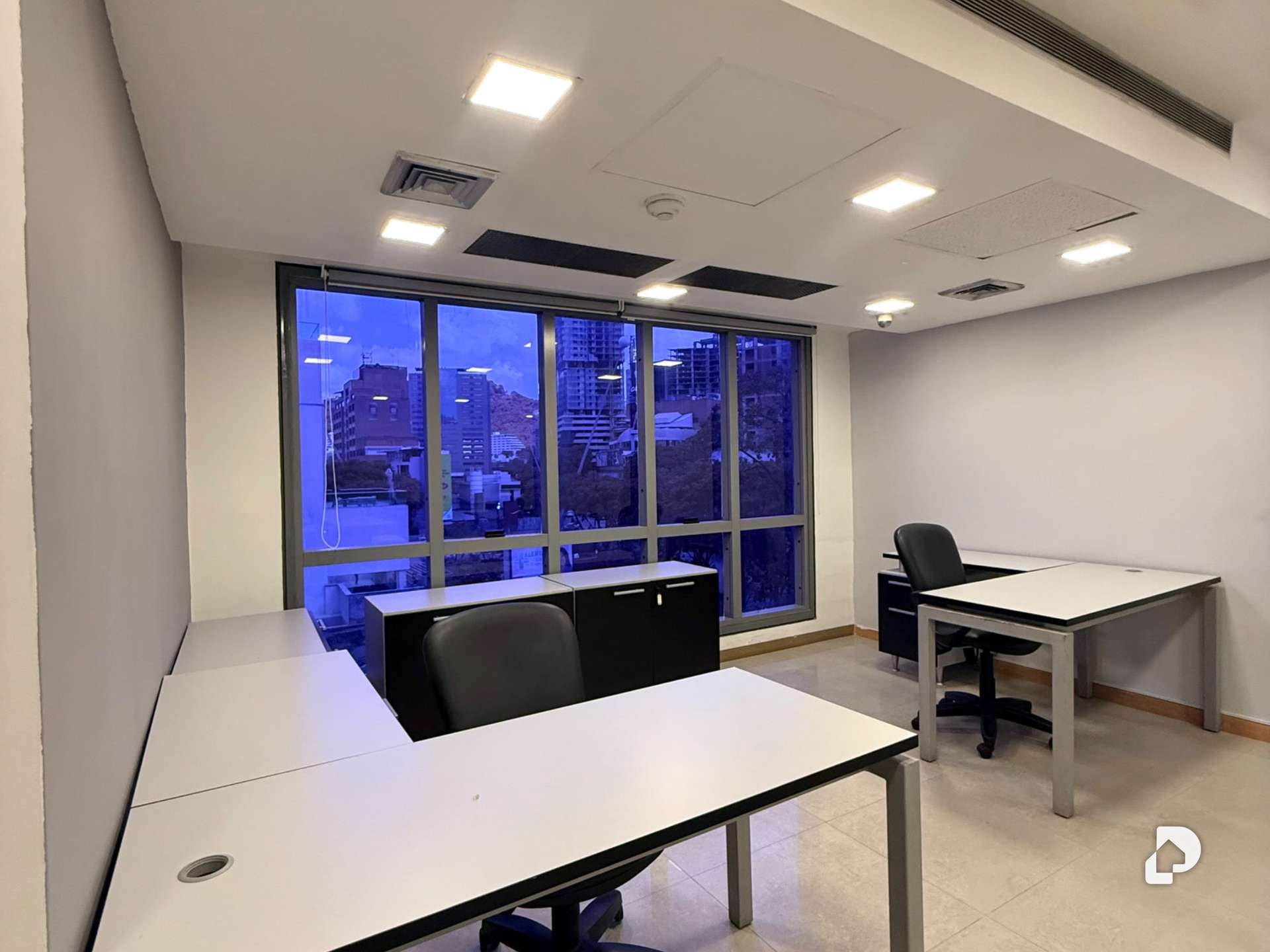 Oficina en Las Mercedes, Caracas – 3