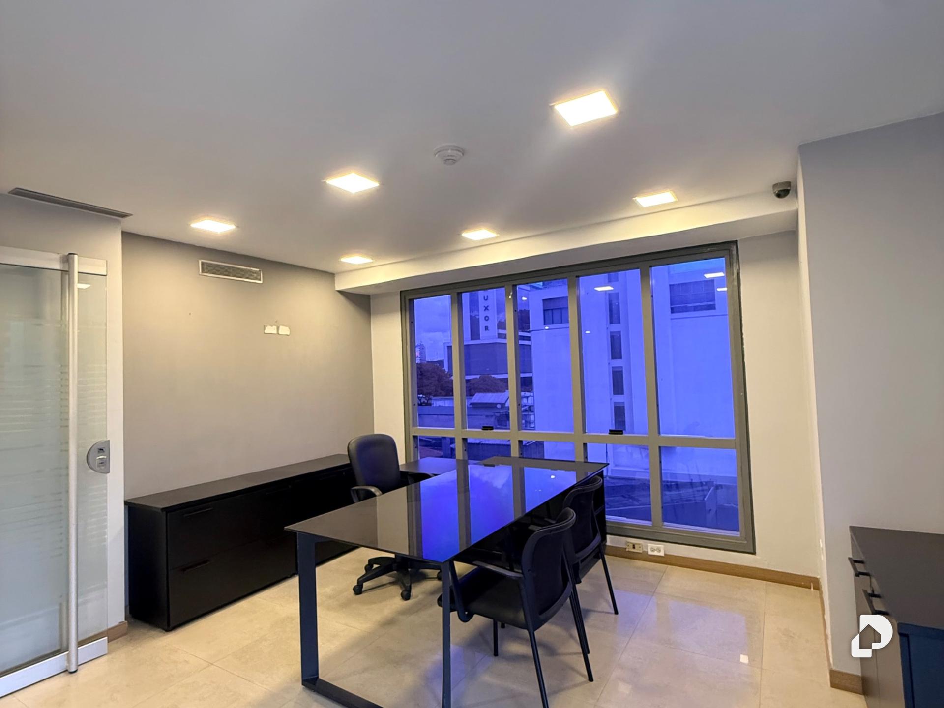 Oficina en Las Mercedes, Caracas – 5