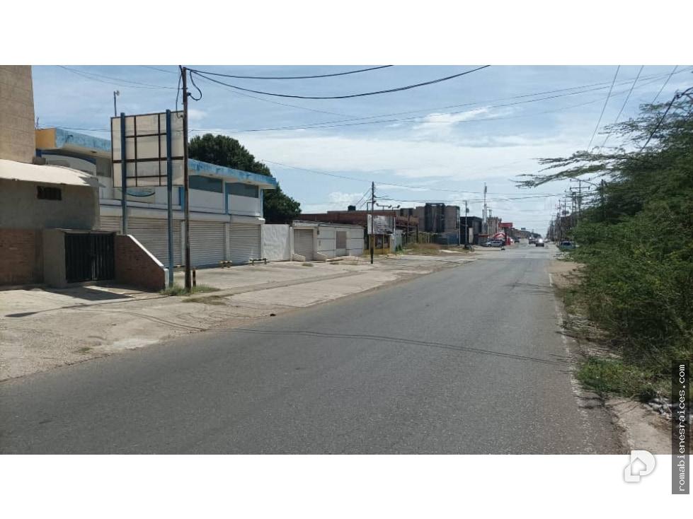Local comercial en Puerta Maraven, Punto Fijo – 2