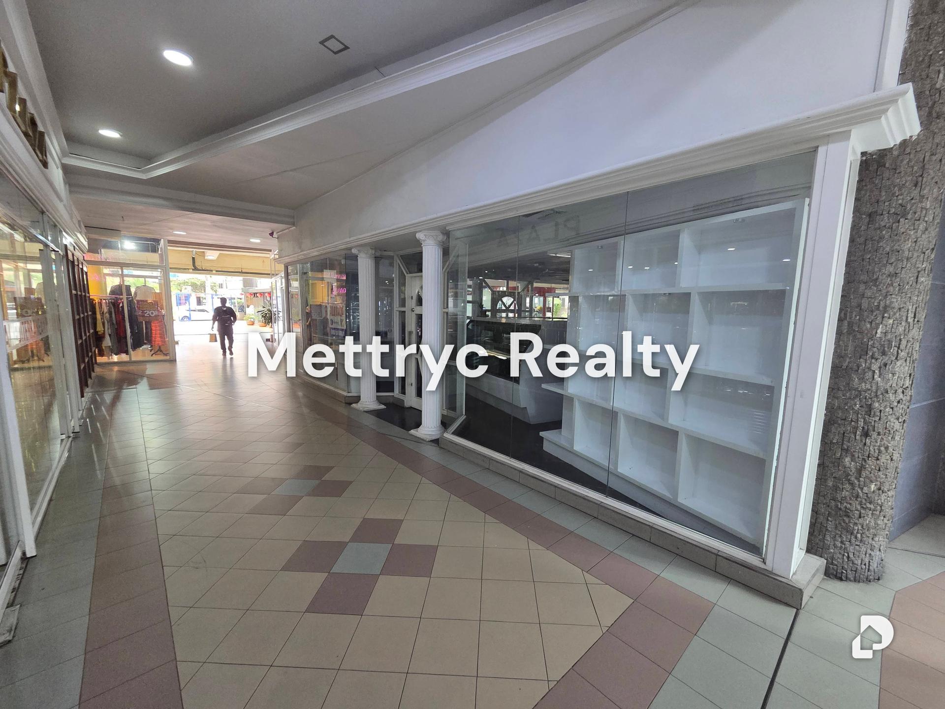 Local comercial en Prebo, Valencia – 2