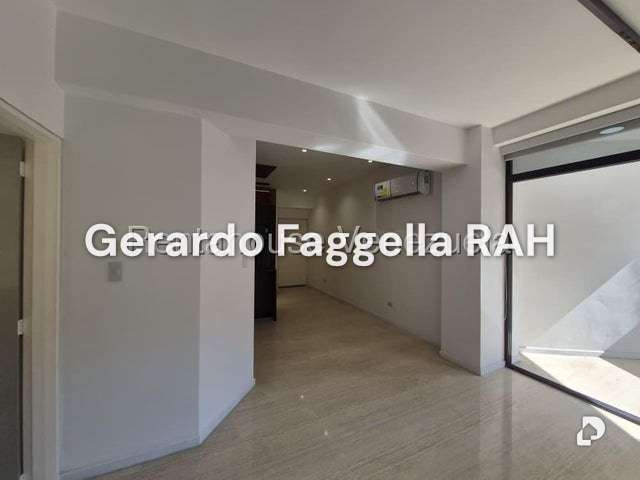 Apartamento en Campo Alegre, Caracas – 8