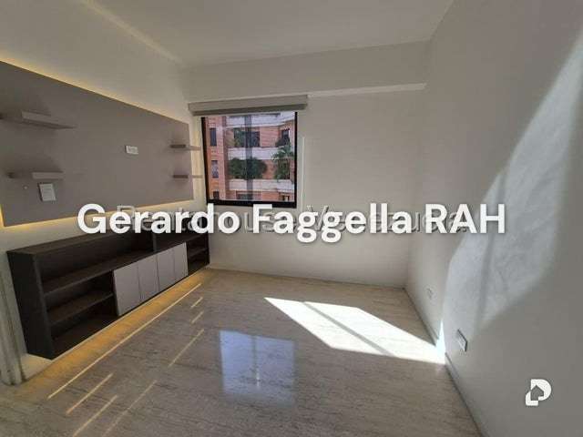Apartamento en Campo Alegre, Caracas – 7