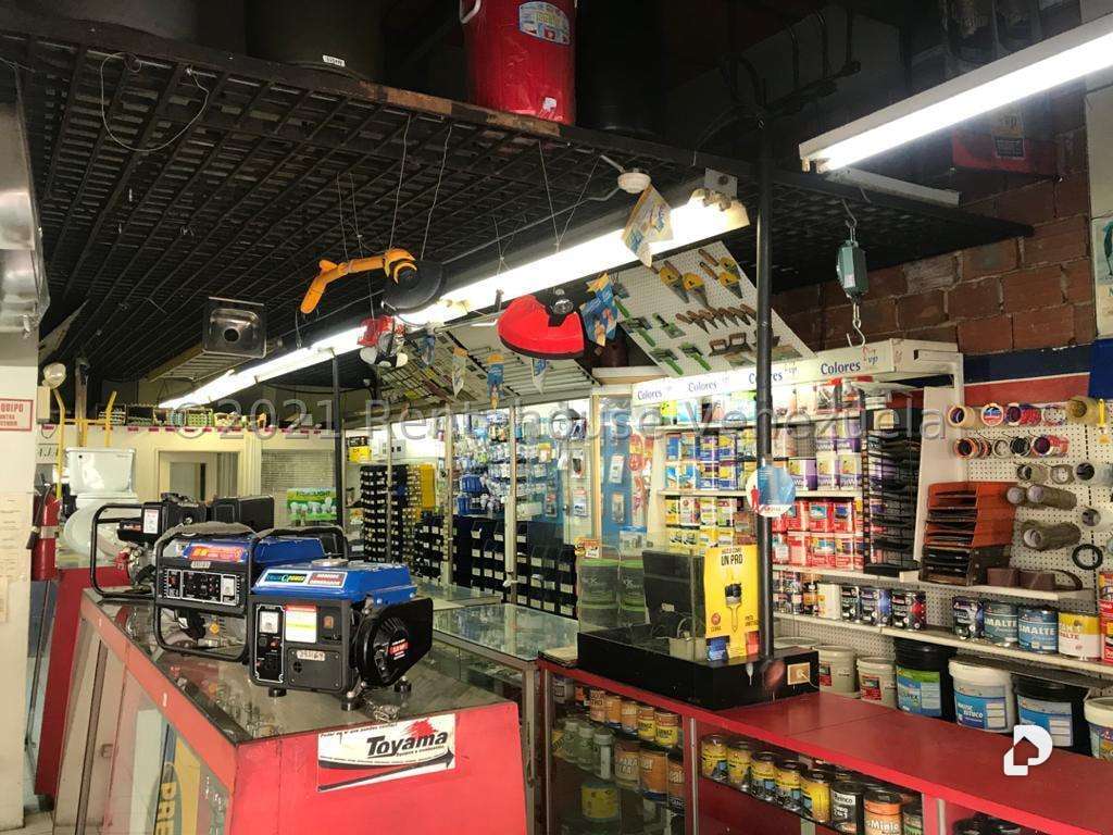 Local comercial en Parroquia La Candelaria, Caracas – 2