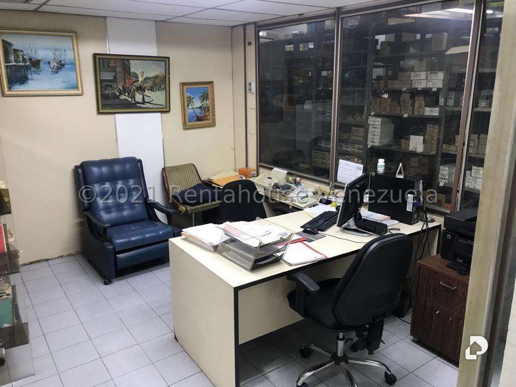 Local comercial en Parroquia La Candelaria, Caracas – 9