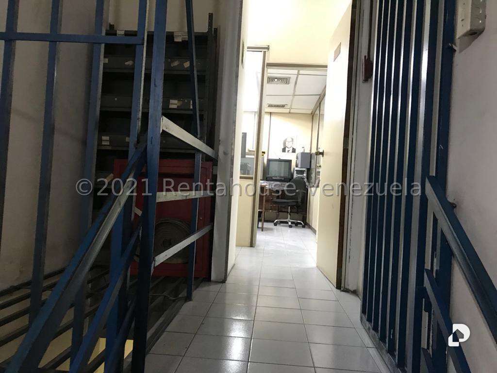 Local comercial en Parroquia La Candelaria, Caracas – 6