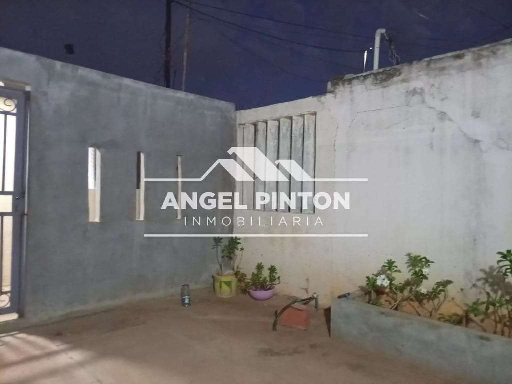 Casa en Urbanizacion El caujaro, Maracaibo - 1