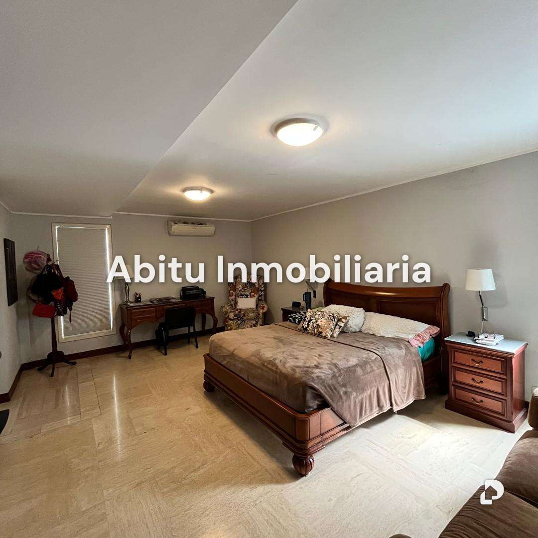 Casa en San Román, Caracas – 11