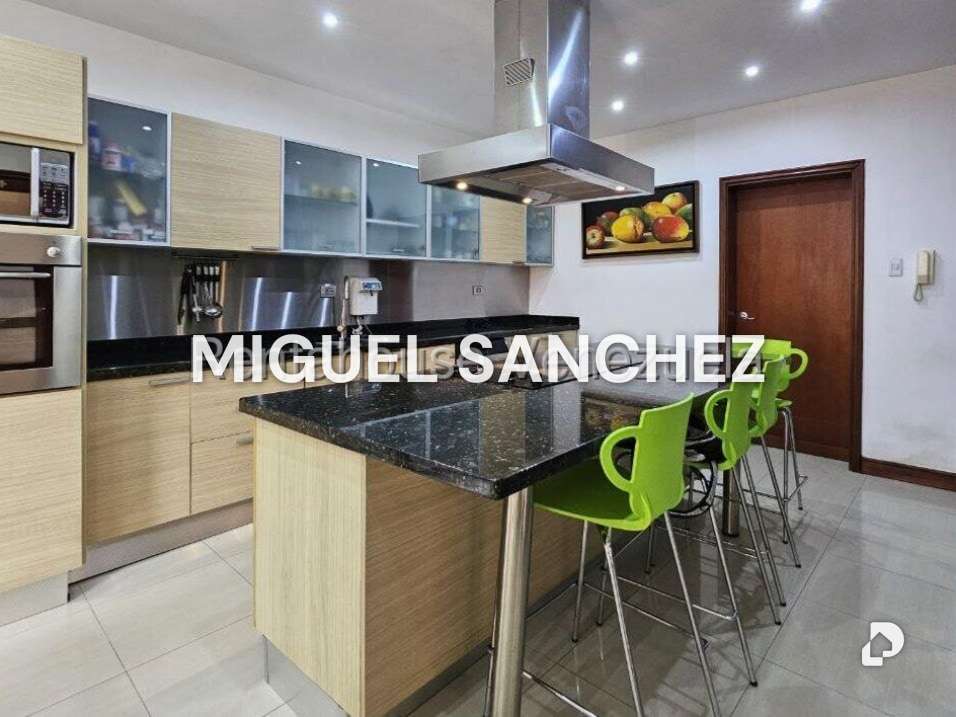 Casa en Prados Del Este, Caracas – 13