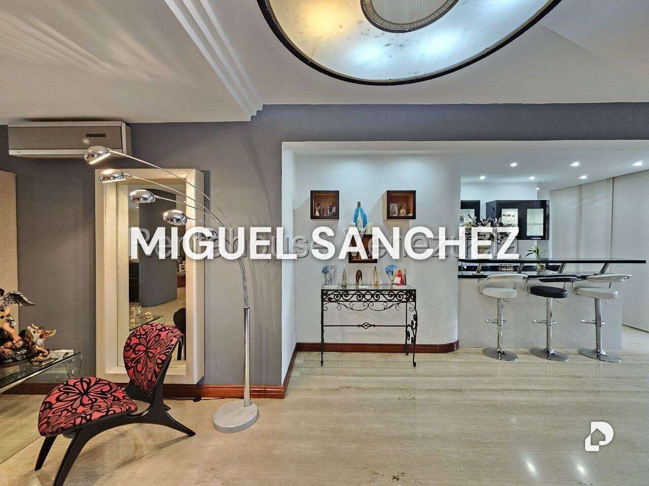 Casa en Prados Del Este, Caracas – 17