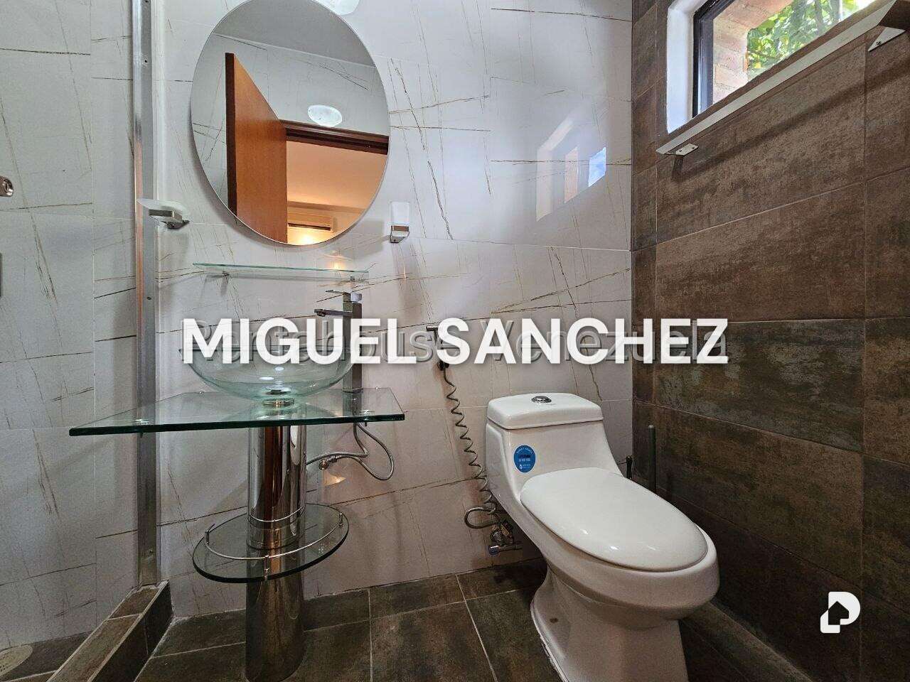 Casa en Prados Del Este, Caracas – 26