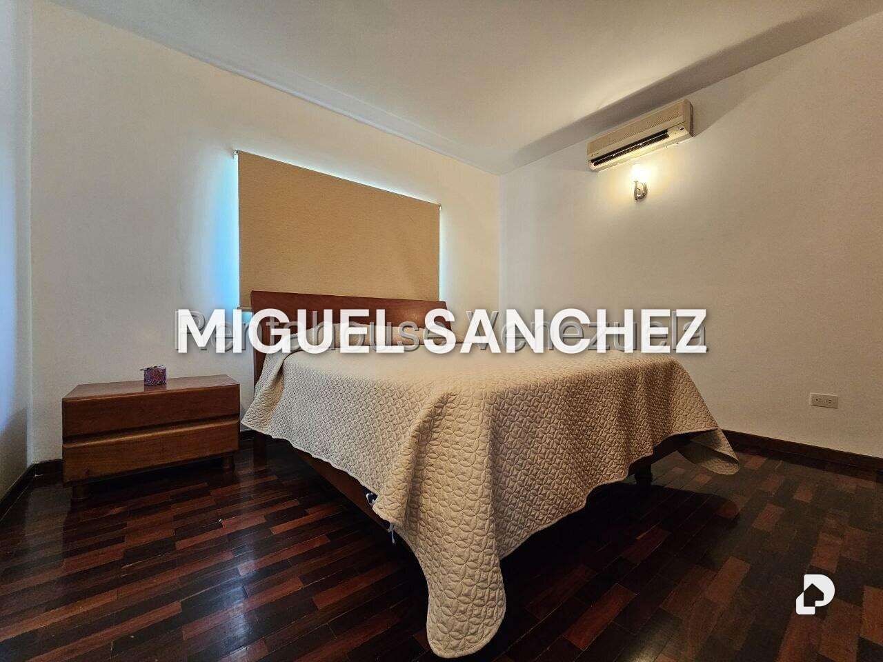 Casa en Prados Del Este, Caracas – 25