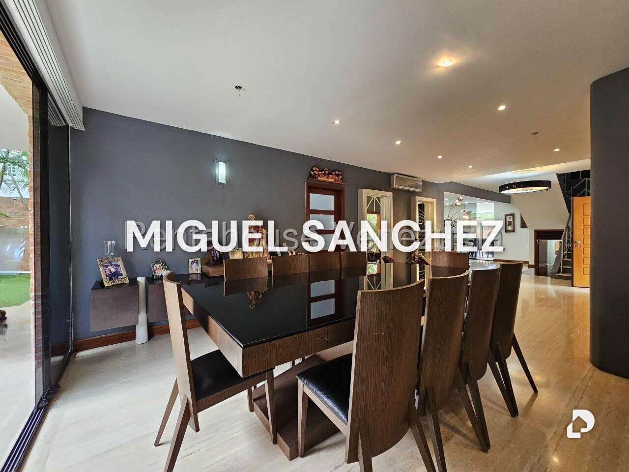 Casa en Prados Del Este, Caracas – 11