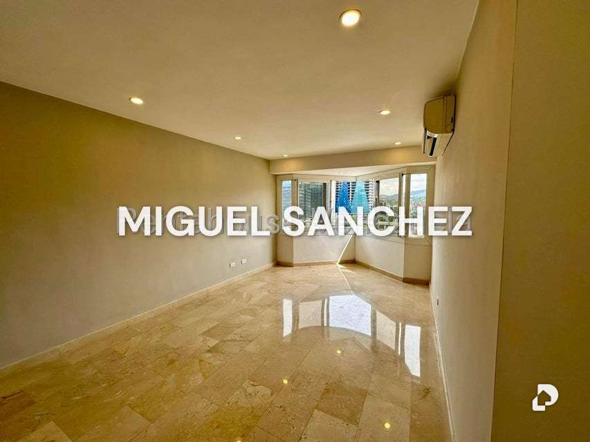 Apartamento en El Rosal, Caracas – 5