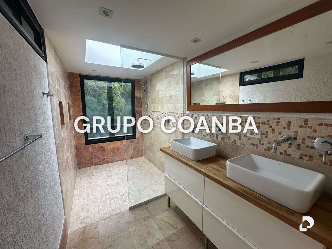 Apartamento en Oripoto, Caracas – 17