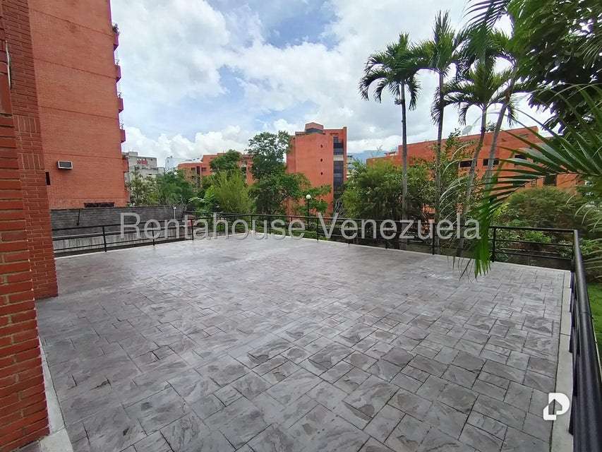 Apartamento en Colinas de Valle Arriba, Caracas – 10