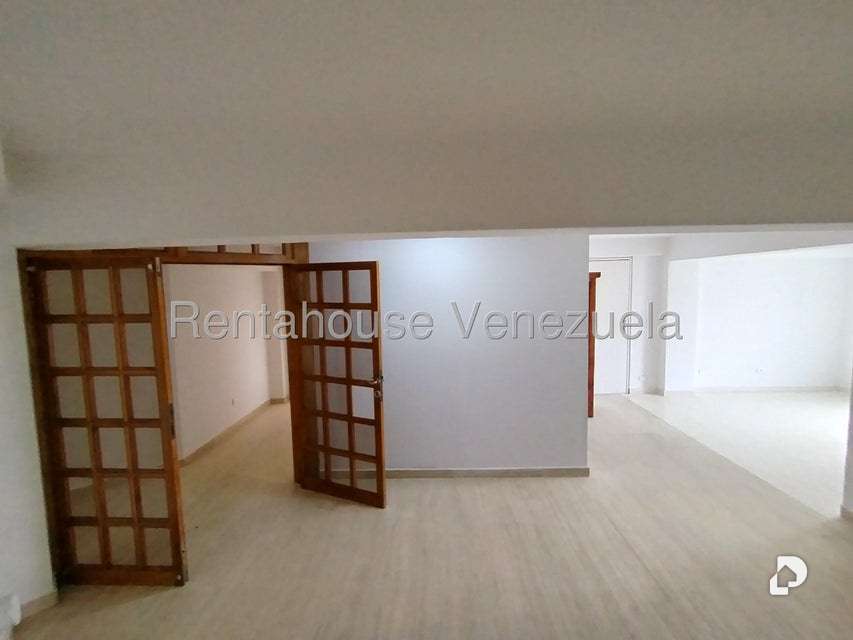 Apartamento en Colinas de Valle Arriba, Caracas – 3