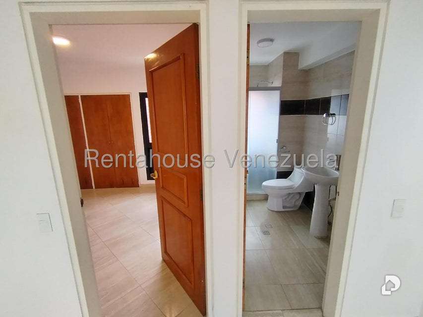 Apartamento en Colinas de Valle Arriba, Caracas – 8
