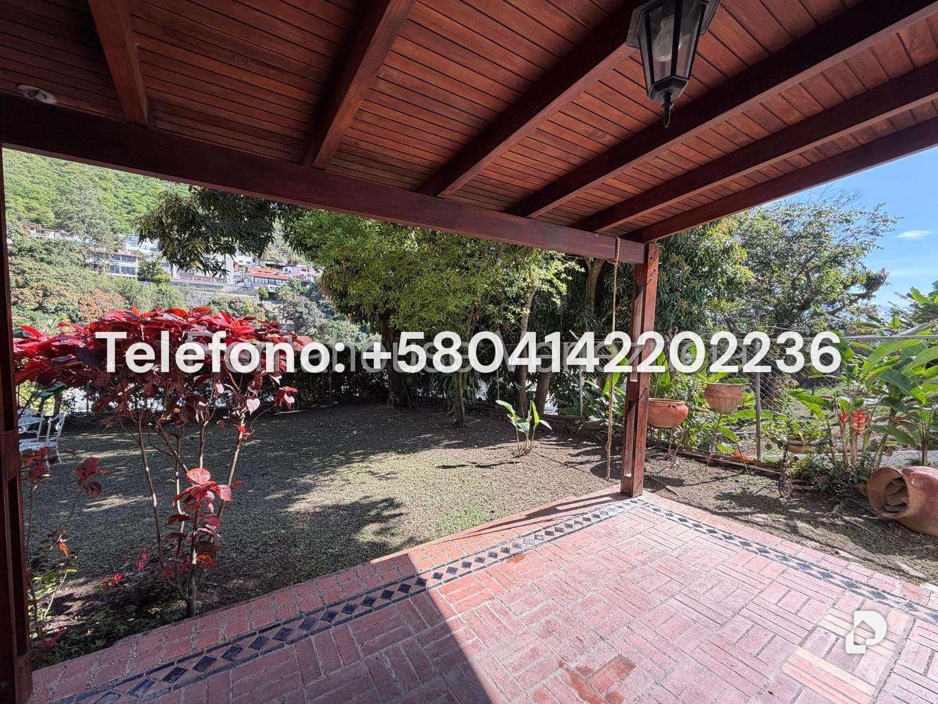 Casa en Prados del Este, Caracas – 25