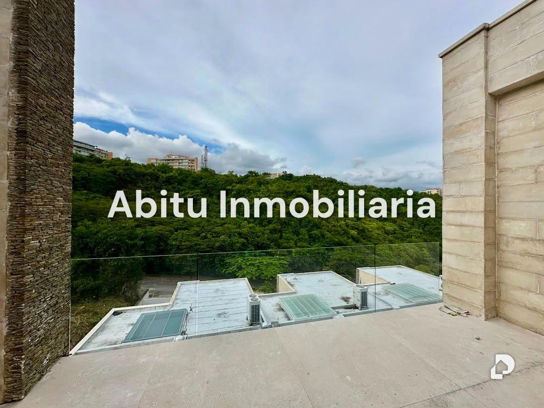 Townhouse en Los Campitos, Caracas – 4