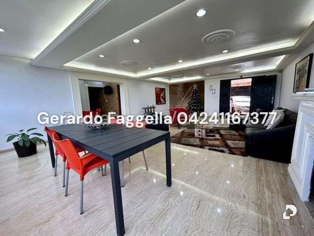 Casa en Los Guayabitos, Caracas – 18