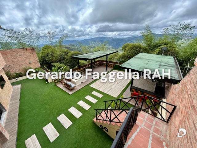 Casa en Los Guayabitos, Caracas – 5