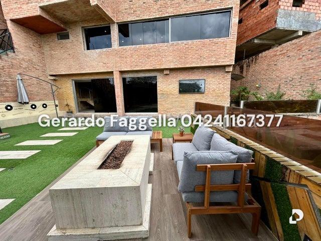 Casa en Los Guayabitos, Caracas – 4