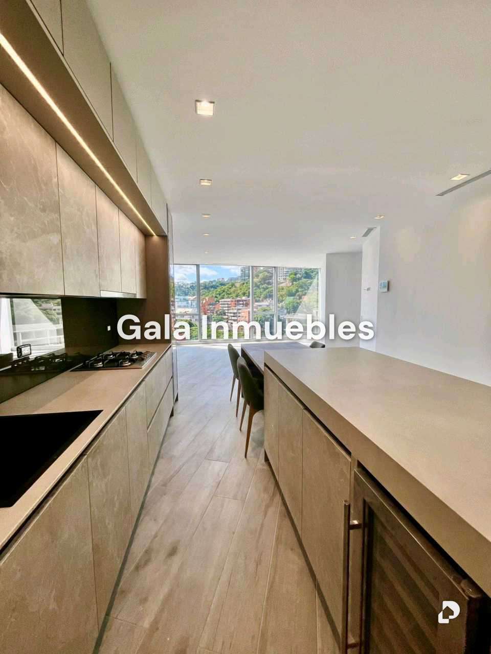 Apartment in Las Mercedes, Caracas – 9