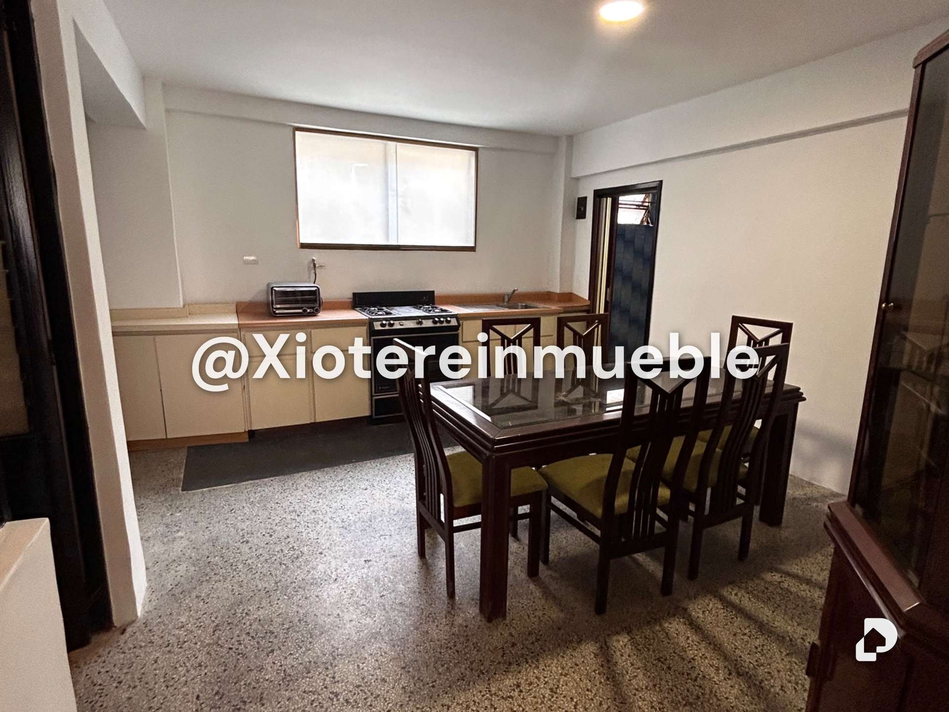 Apartamento en Alta Florida, Caracas – 2