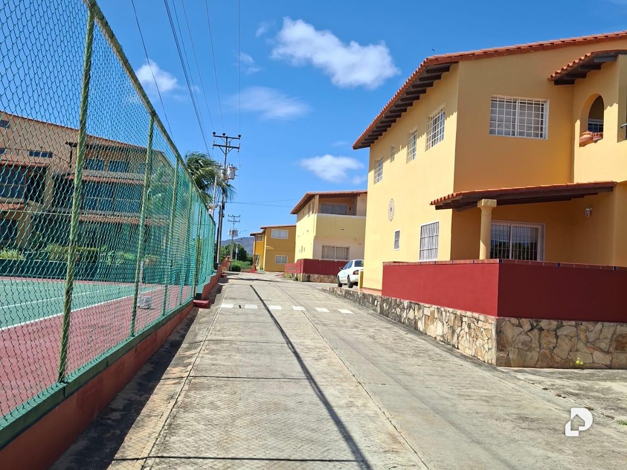 Apartamento en Via Taguantar Avenida Simplicio, Juan Griego – 1
