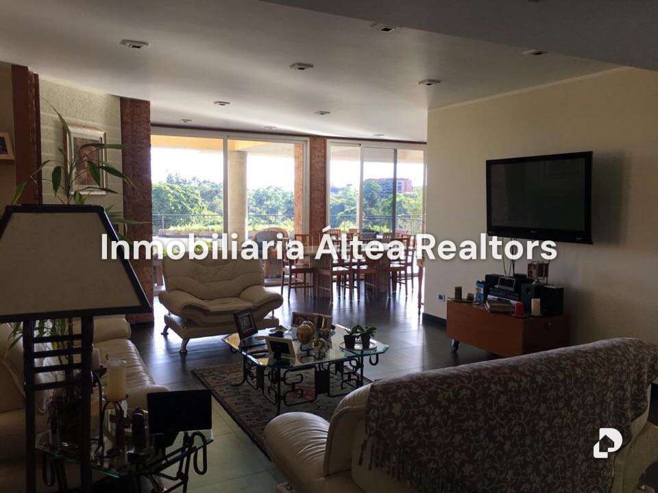 Casa en La Lagunita, Caracas – 5